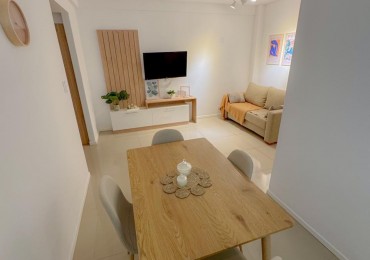 ()VENTA DPTO 2 AMBIENTES LUMINOSO RECICLADO Y EQUIPADO GUEMES