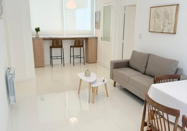 ()VENTA DEPARTAMENTO TOTALMENTE RECICLADO 3 AMB CON DEPENDECIA Y  BALCON  PUNTA IGLESIA