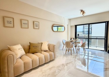 EN VENTA DEPTO 2 AMB CON BALCON AL FRENTE EN GUEMES RECICLADO 