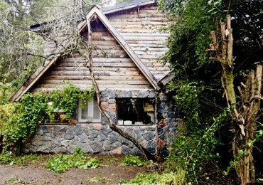 VENTA TIPICA CABAÑA PATAGONICA 4 AMB Y DTO 2 AMB EN BARRIO NORTE VILLA LA ANGOSTURA