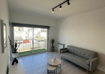 VENTA DEPTO 4 AMB CON BALCON TERRAZA Y VISTA LATERAL AL MAR CENTRO