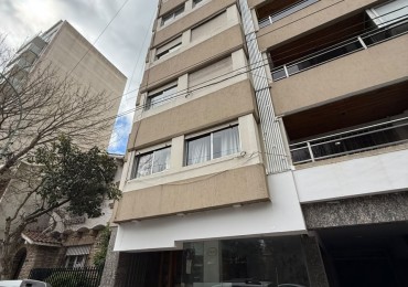 ALQUILER ANUAL DEPARTAMENTO DE 2 AMBIENTES A LA CALLE LA PERLA
