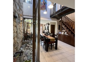 VENTA HERMOSO DUPLEX ZONA CAISAMAR 3AMB CON 2 baños y PARQUE Y PISCINA 