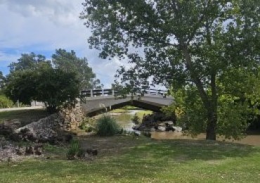 VENTA LOTE FRENTE AL CLUB HOUSE EN COUNTRY COSTA DEL SOL - MAR CHIQUITA