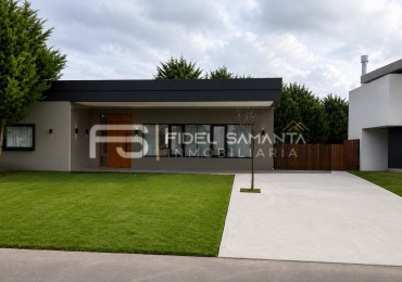 VENTA CASA MODERNA 4 AMB CON PISCINA EN RUMENCO JOVEN